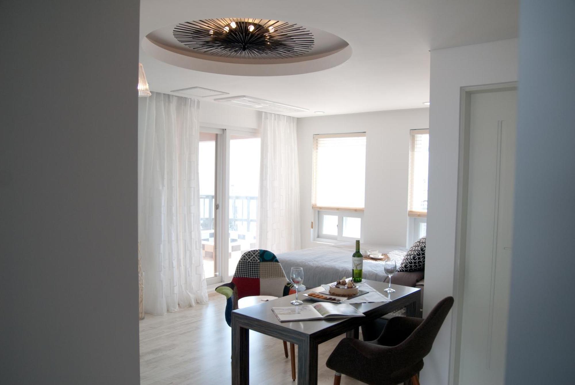 Grid 1398 Holiday home *